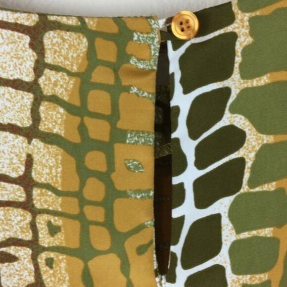 Secretary Chic Top Shirt Shell Animal Print Olive Mustard brown White Plus 3X - Picture 5 of 13